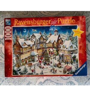 1000 Piece Ravensburger 2010 Santa's Christmas Wonderland Limited Edition Puzzle